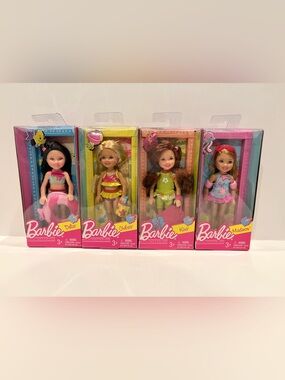 2011 Chelsea & Friends Beach Collection dolls - set of 4